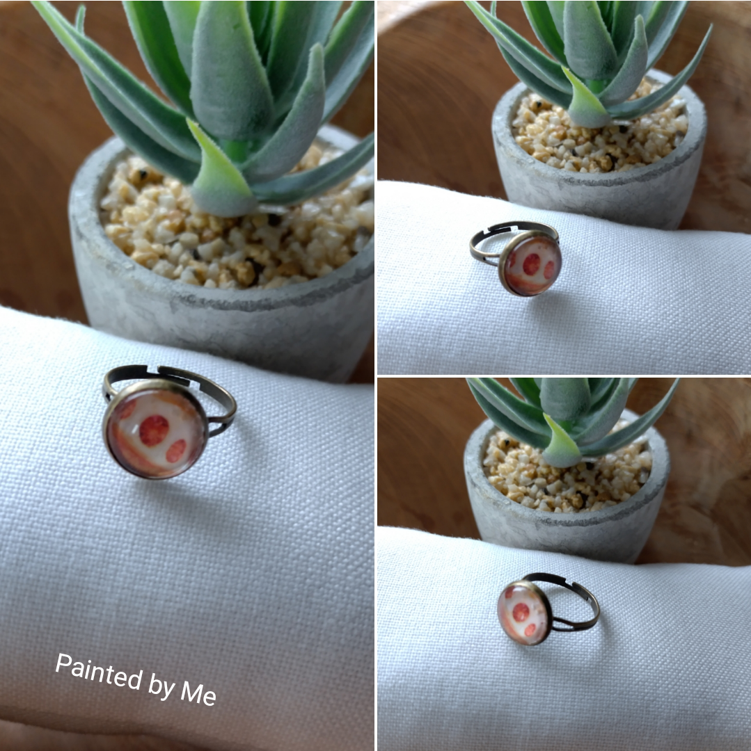 Ring handgemaakt, bronskleurig, verstelbaar, 12 mm doorsnede cabochon, red / orange / cream - Paper Art